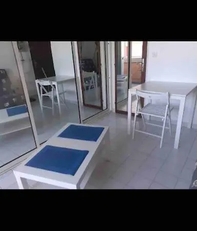 Superbe Studio, Acces Direct Апартаменты *