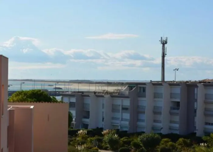 Appartement Superbe Studio, Acces Direct *